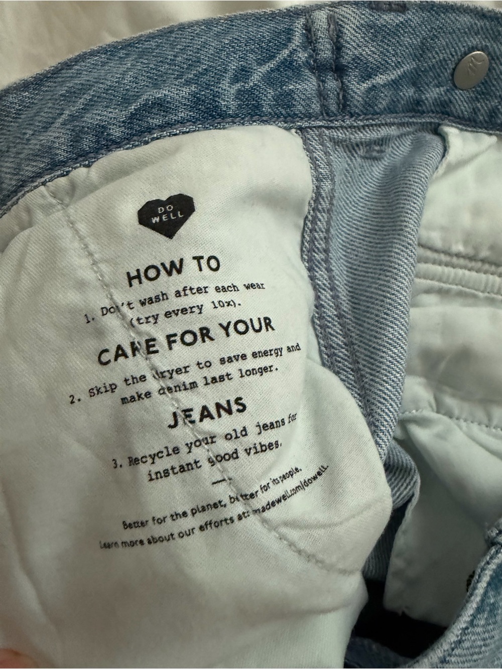 Madewell Light Wash Low-Slung Cargo Jeans - Picture 4 of 8